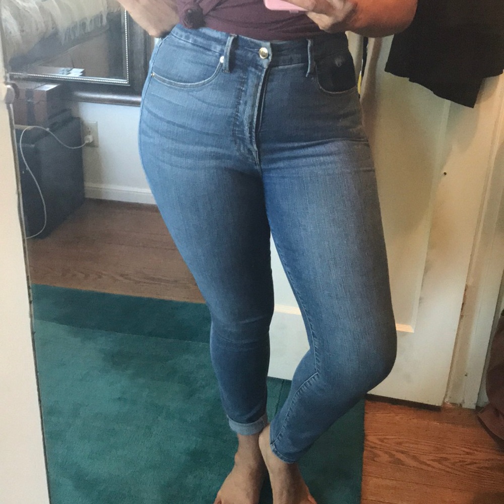 Good American Jeans (Good Waist) size 8/29